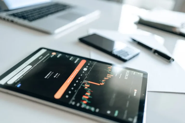 Why apkek.org App Download Searches Could Be a Strong Topic for visual storytelling Content